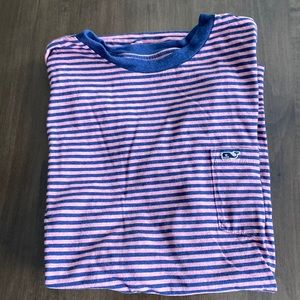Vineyard Vines tshirt